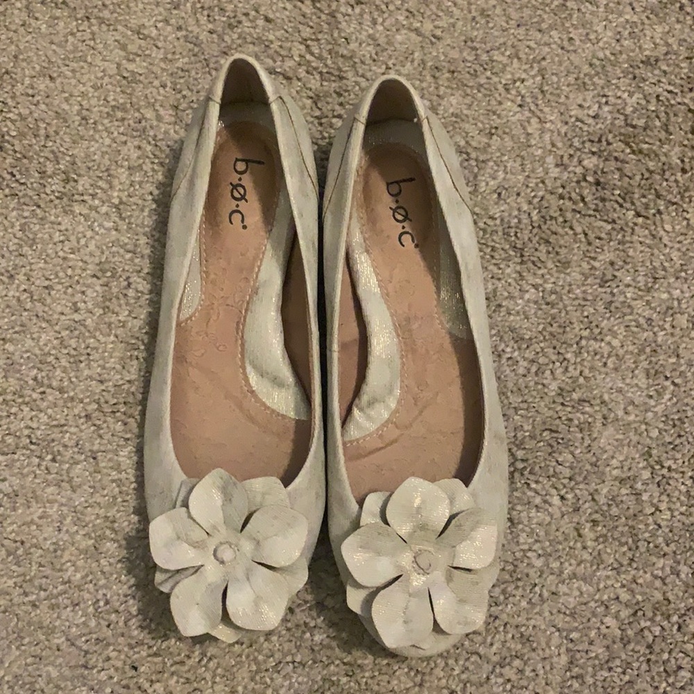 BOC Flower Flats